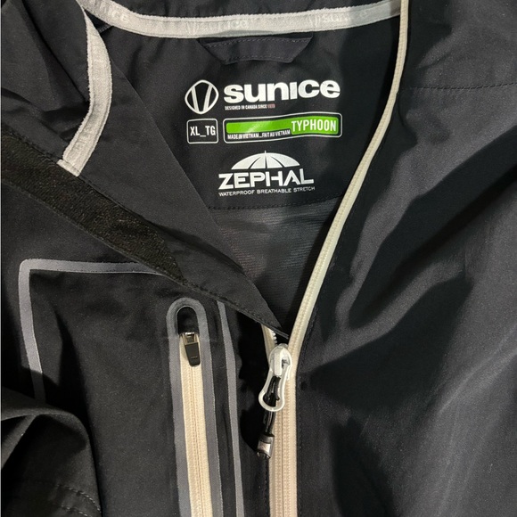Sunice Zephal Typhoon Waterproof Breathable 1/4 zip Windbreaker Light Jacket - Picture 6 of 7